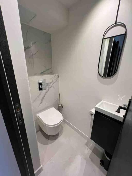 Suite Luxe Jacuzzi คานส์ ภายนอก รูปภาพ